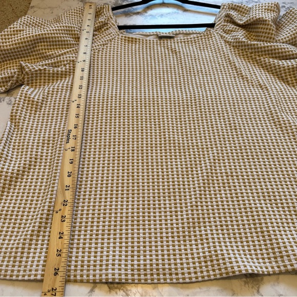 Women’s Top Size 3X White and Gold Camel Checkered Balloon Sleeves AVA &VIV - Picture 5 of 9